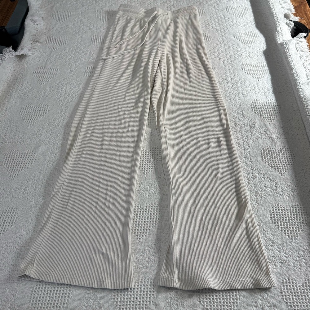 Forever 21 Cream Ribbed Stretchy Comfy Pants (M)